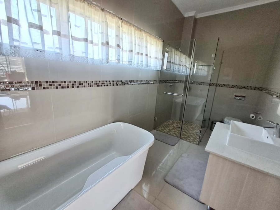 3 Bedroom Property for Sale in Palm Lakes Estate KwaZulu-Natal