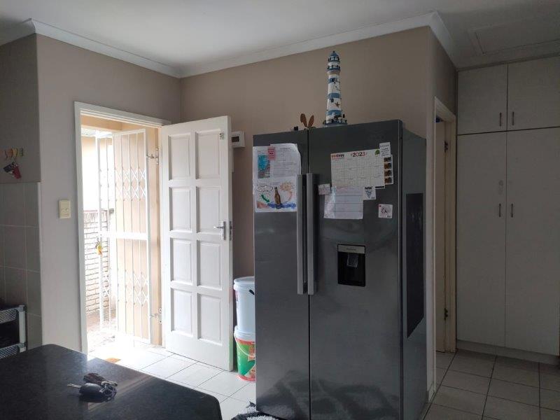 To Let 3 Bedroom Property for Rent in Malvern KwaZulu-Natal