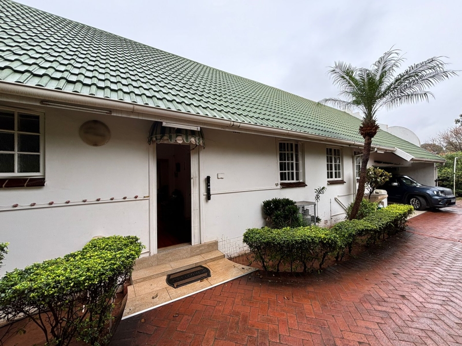 4 Bedroom Property for Sale in Beachwood KwaZulu-Natal