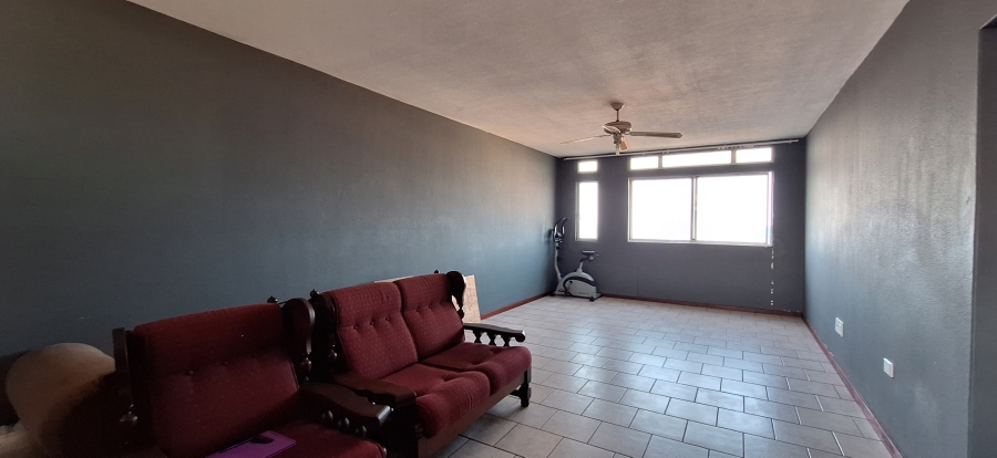 To Let 2 Bedroom Property for Rent in Amanzimtoti KwaZulu-Natal