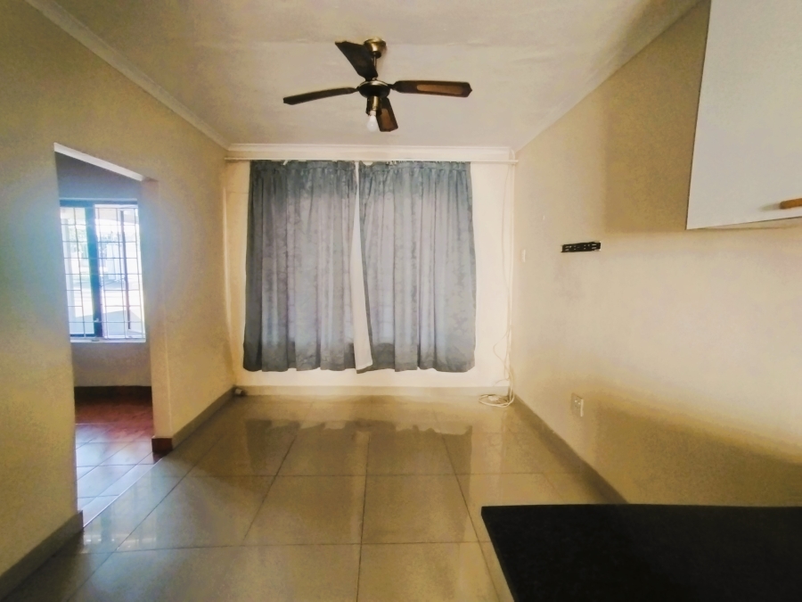 To Let 2 Bedroom Property for Rent in Malvern KwaZulu-Natal