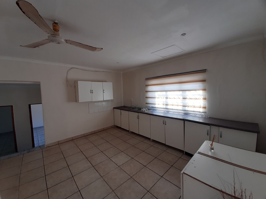 4 Bedroom Property for Sale in Uvongo KwaZulu-Natal