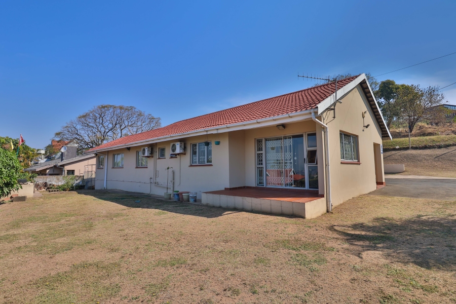 9 Bedroom Property for Sale in Reservoir Hills KwaZulu-Natal