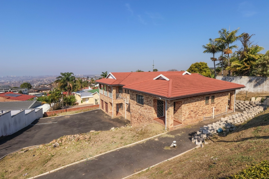 9 Bedroom Property for Sale in Reservoir Hills KwaZulu-Natal