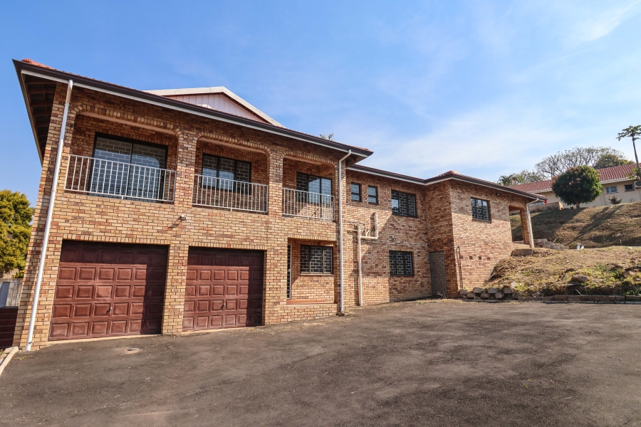 9 Bedroom Property for Sale in Reservoir Hills KwaZulu-Natal