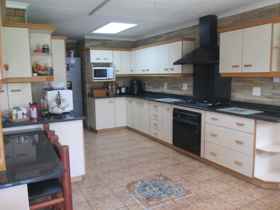 3 Bedroom Property for Sale in Greendale KwaZulu-Natal