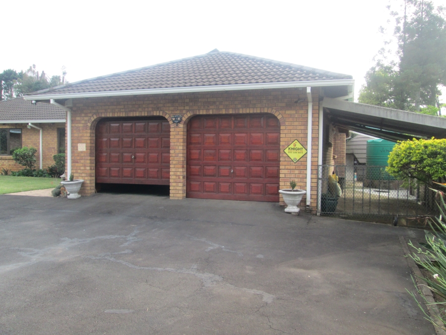 3 Bedroom Property for Sale in Greendale KwaZulu-Natal