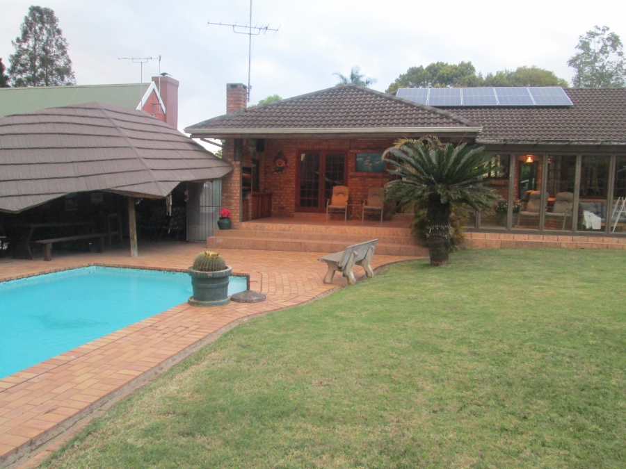 3 Bedroom Property for Sale in Greendale KwaZulu-Natal