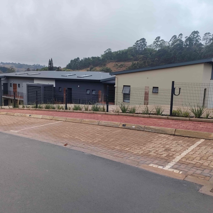 2 Bedroom Property for Sale in Waterfall KwaZulu-Natal