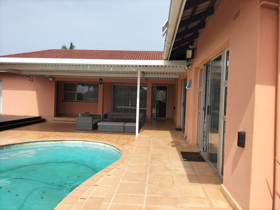 8 Bedroom Property for Sale in Mtunzini KwaZulu-Natal