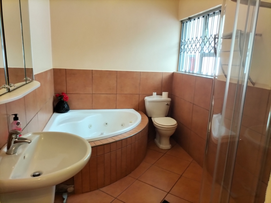 8 Bedroom Property for Sale in Mtunzini KwaZulu-Natal