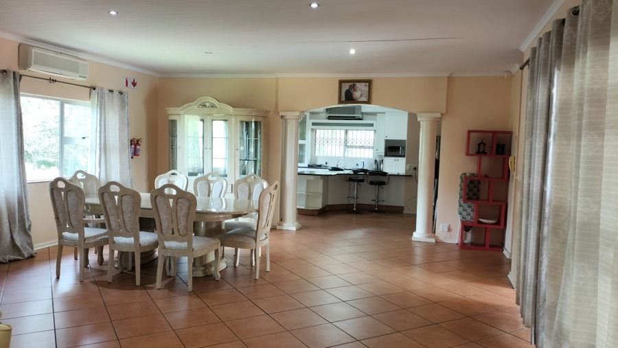 8 Bedroom Property for Sale in Mtunzini KwaZulu-Natal