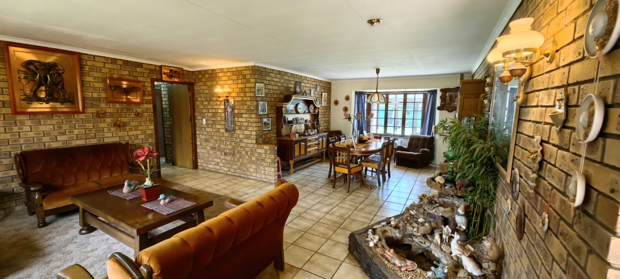 3 Bedroom Property for Sale in Greendale KwaZulu-Natal