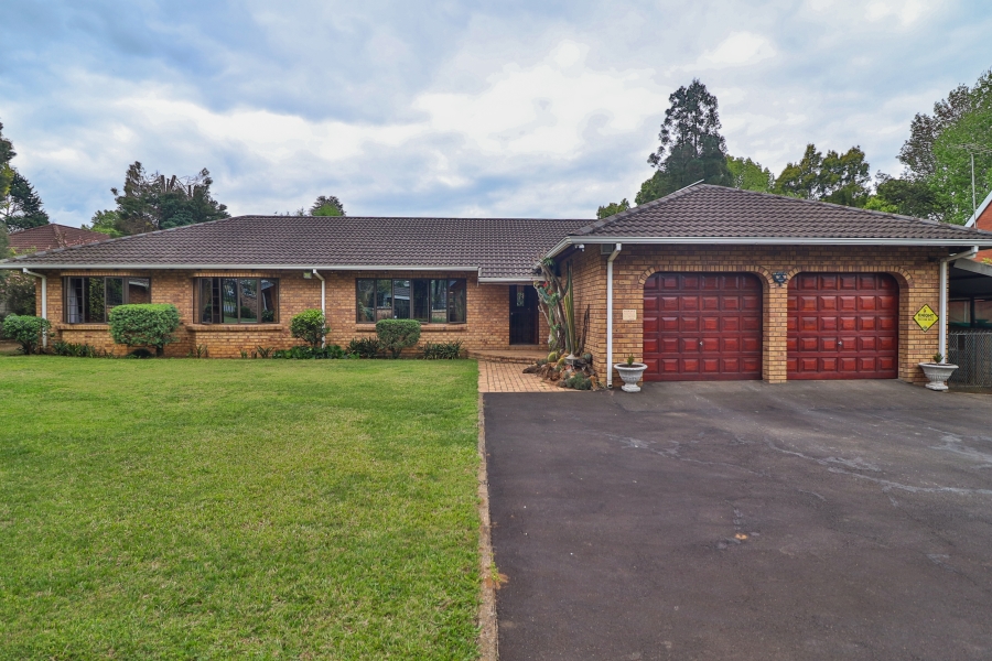 3 Bedroom Property for Sale in Greendale KwaZulu-Natal