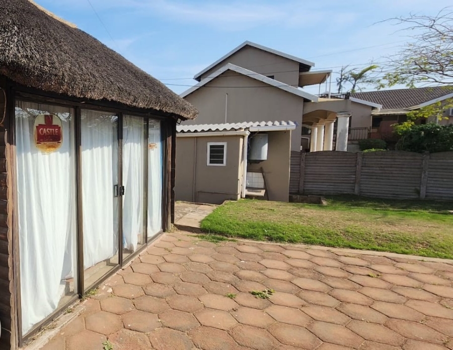 3 Bedroom Property for Sale in Ocean View KwaZulu-Natal