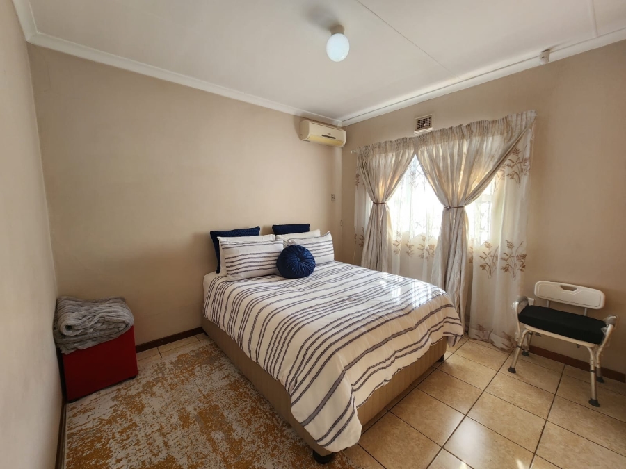 To Let 2 Bedroom Property for Rent in Bluff KwaZulu-Natal