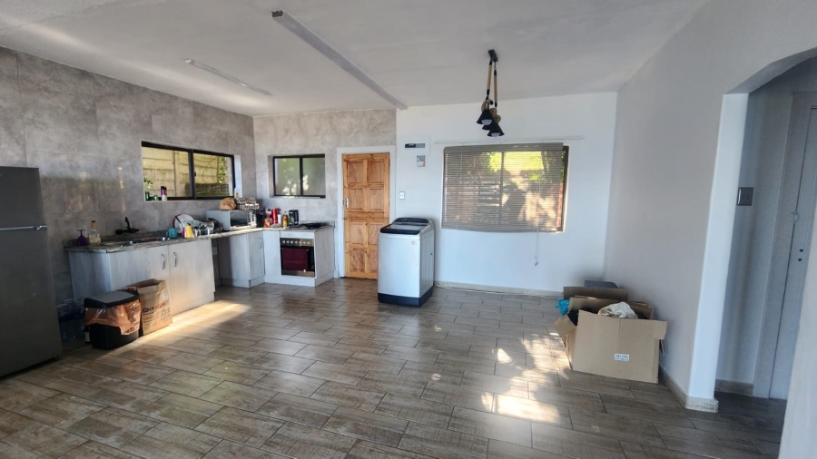 To Let 3 Bedroom Property for Rent in Bluff KwaZulu-Natal