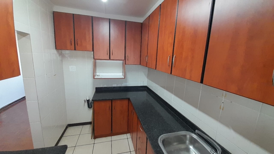 To Let 2 Bedroom Property for Rent in Windermere KwaZulu-Natal