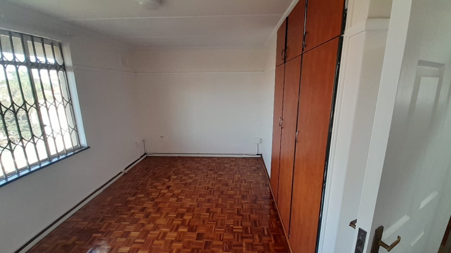 To Let 2 Bedroom Property for Rent in Windermere KwaZulu-Natal