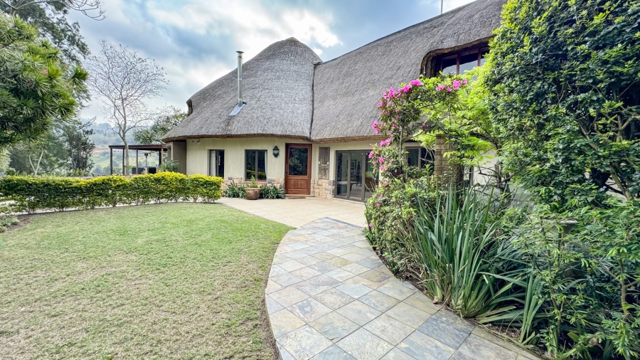 6 Bedroom Property for Sale in Assagay KwaZulu-Natal