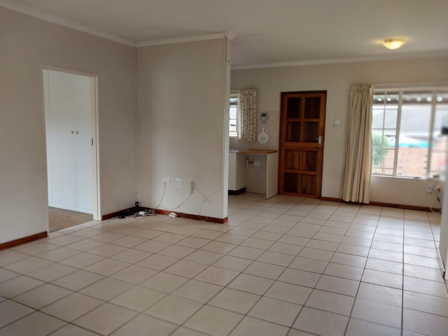 2 Bedroom Property for Sale in Greendale KwaZulu-Natal