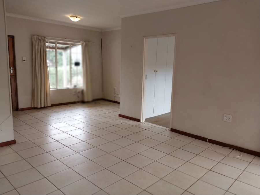 2 Bedroom Property for Sale in Greendale KwaZulu-Natal