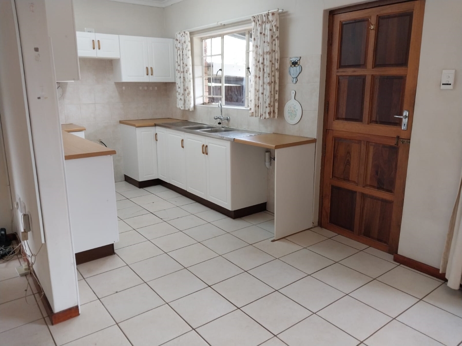 2 Bedroom Property for Sale in Greendale KwaZulu-Natal