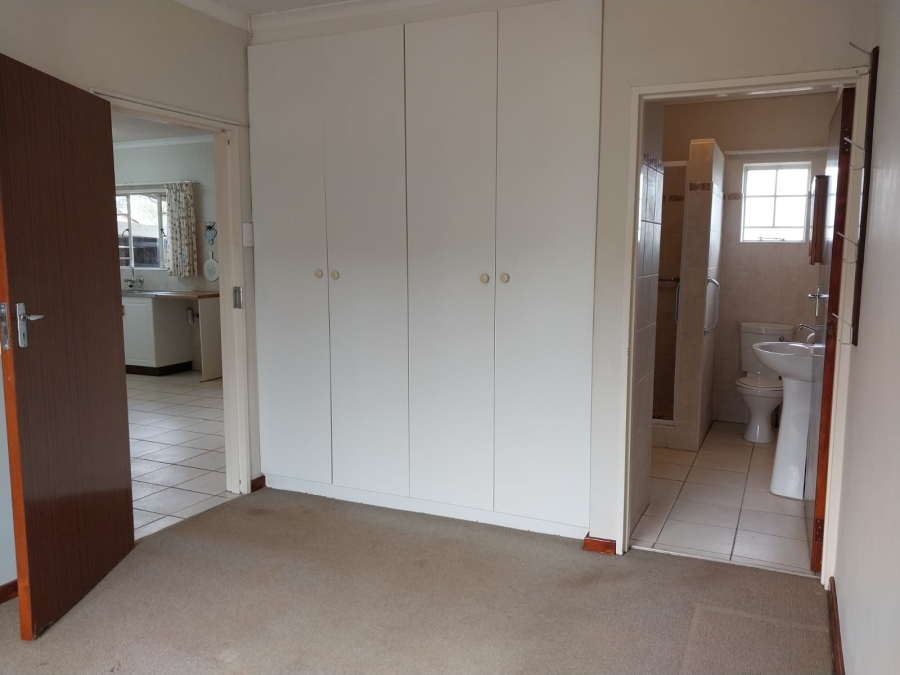 2 Bedroom Property for Sale in Greendale KwaZulu-Natal