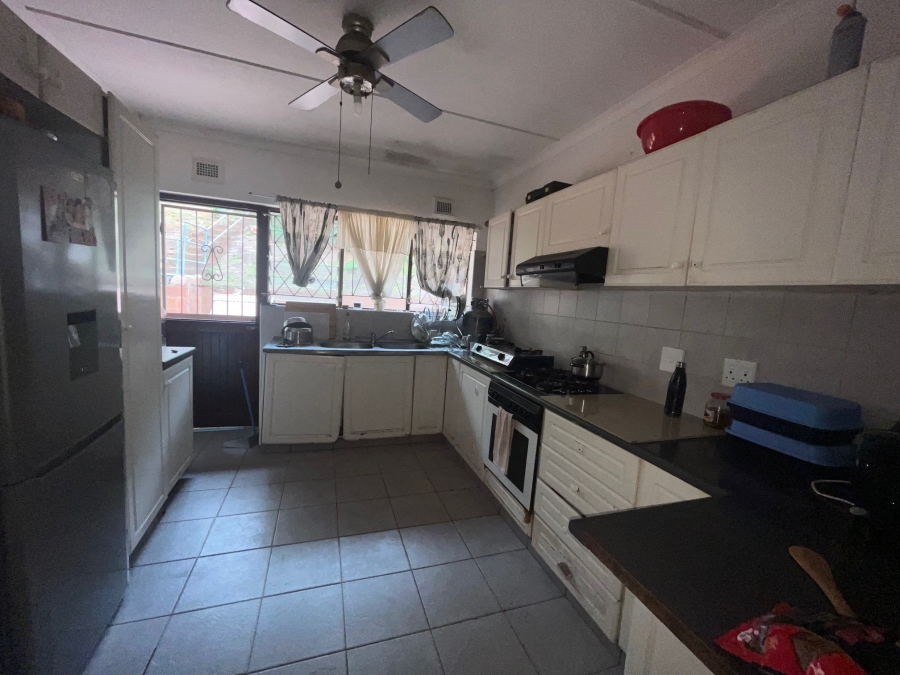 3 Bedroom Property for Sale in Brighton Beach KwaZulu-Natal