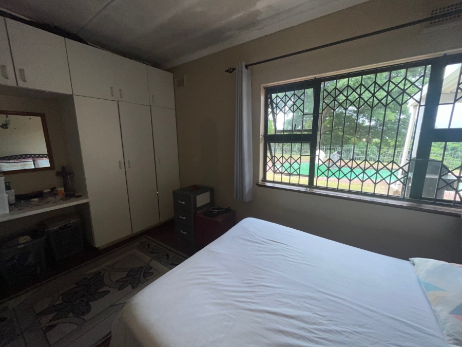 3 Bedroom Property for Sale in Brighton Beach KwaZulu-Natal