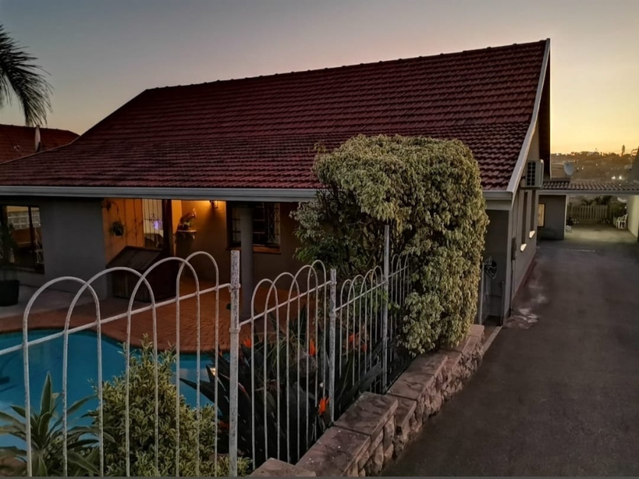 3 Bedroom Property for Sale in Ocean View KwaZulu-Natal