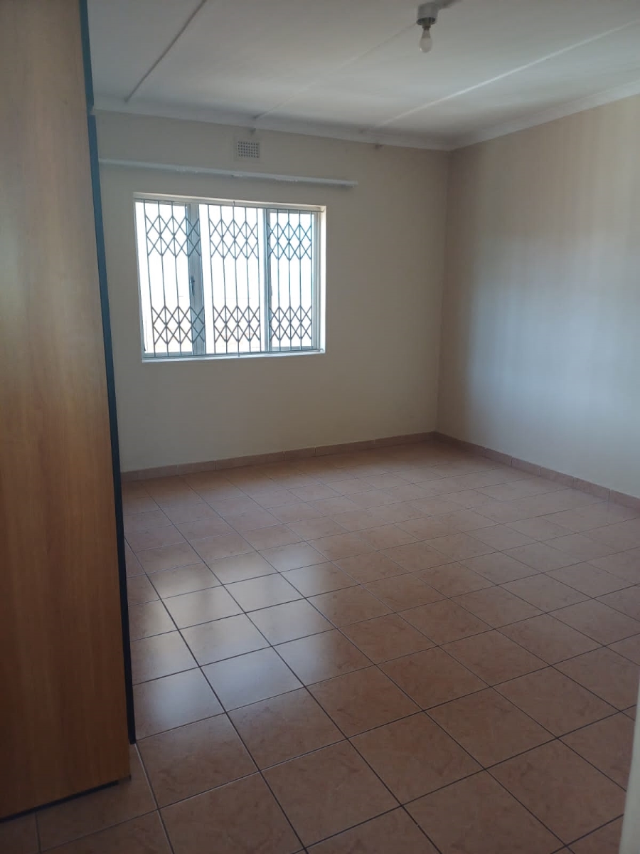 To Let 2 Bedroom Property for Rent in Stonebridge KwaZulu-Natal