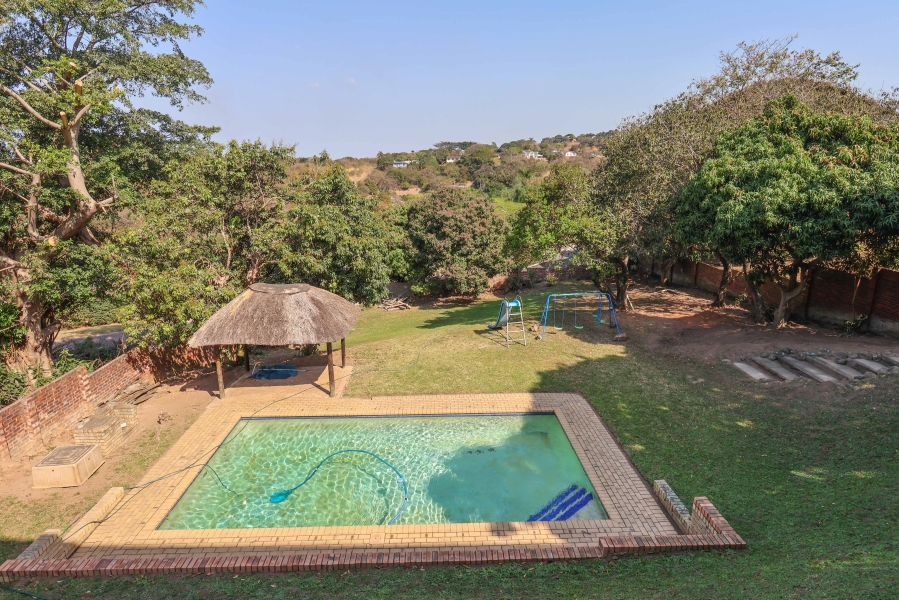 5 Bedroom Property for Sale in Dawncliffe KwaZulu-Natal