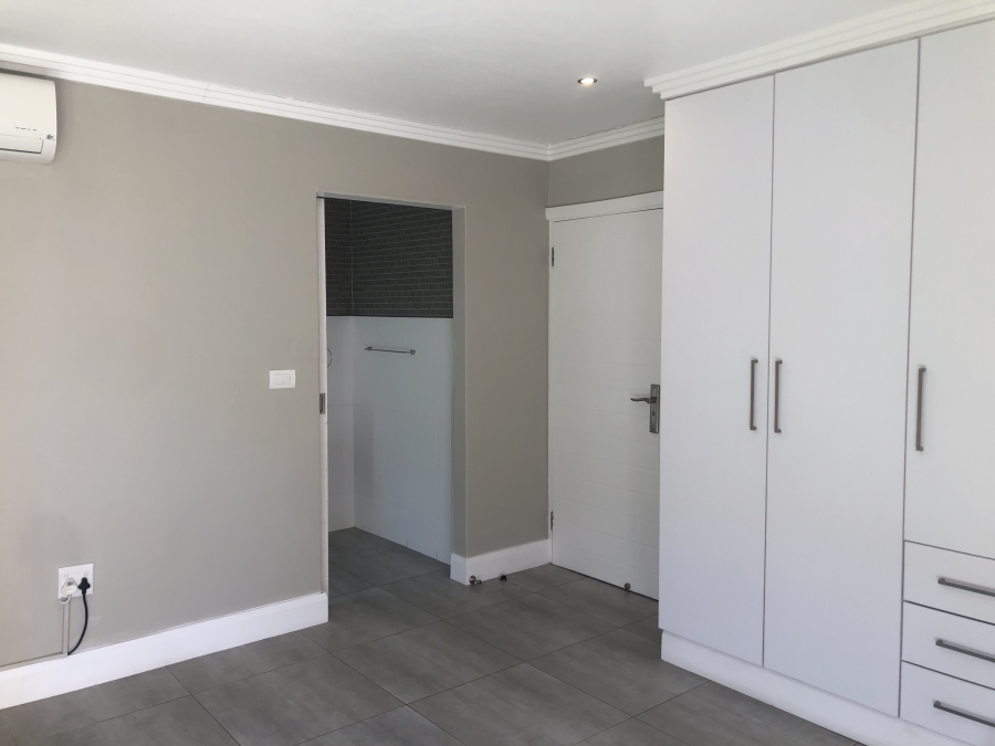 To Let 4 Bedroom Property for Rent in Palm Lakes Estate KwaZulu-Natal