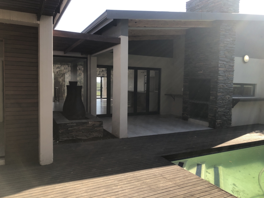 To Let 4 Bedroom Property for Rent in Palm Lakes Estate KwaZulu-Natal