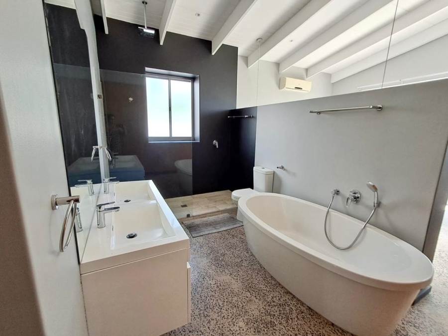 4 Bedroom Property for Sale in Palm Lakes Estate KwaZulu-Natal