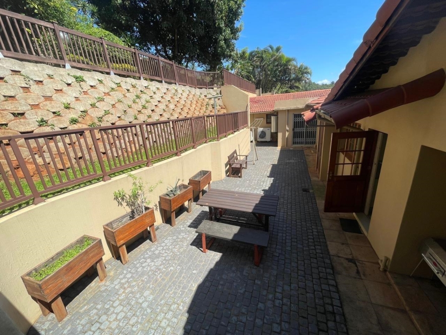 5 Bedroom Property for Sale in Ballito Central KwaZulu-Natal