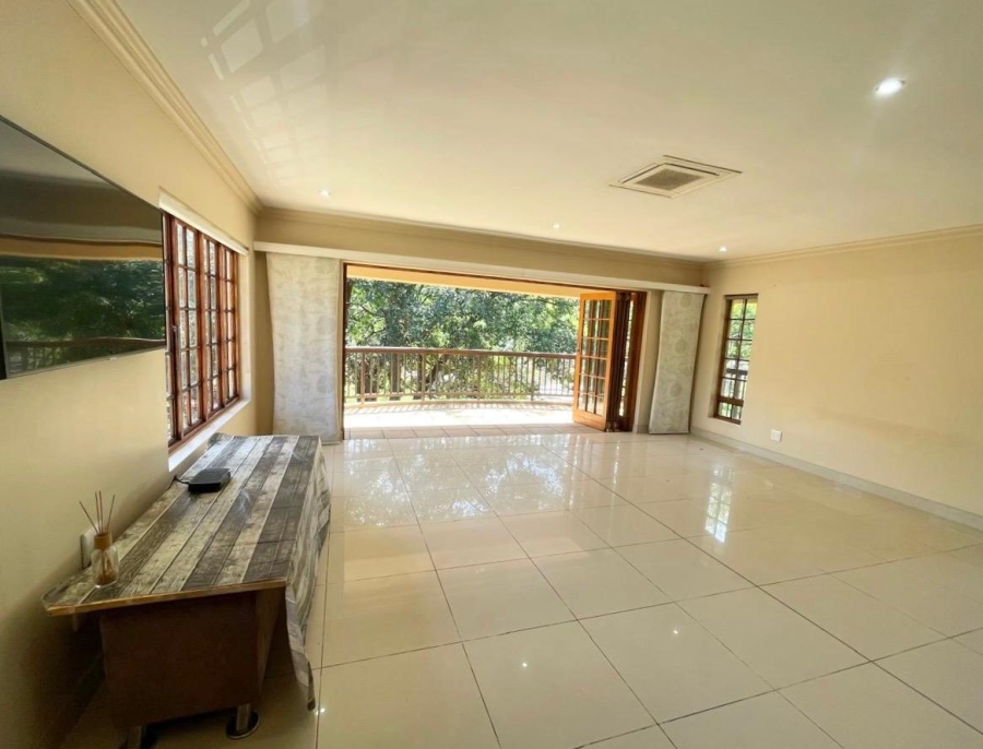 5 Bedroom Property for Sale in Ballito Central KwaZulu-Natal