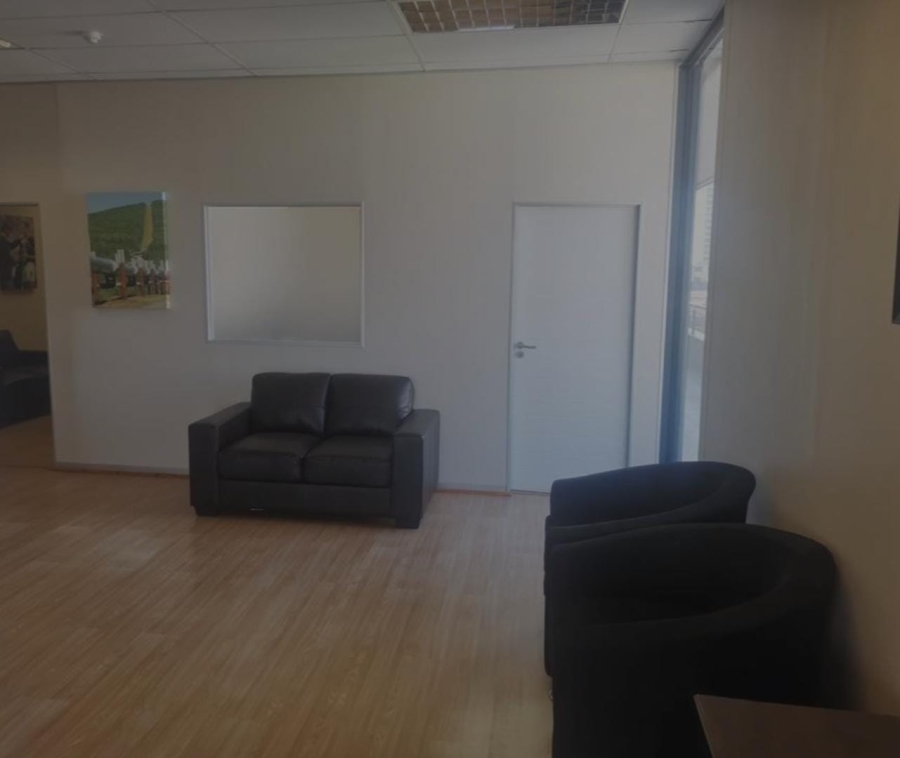 To Let commercial Property for Rent in Umhlanga Ridge KwaZulu-Natal