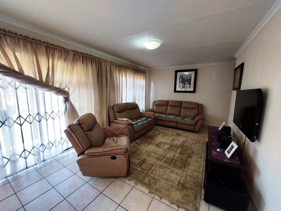 4 Bedroom Property for Sale in Shelly Beach KwaZulu-Natal