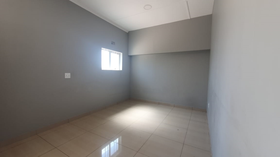 To Let 1 Bedroom Property for Rent in Brackenham KwaZulu-Natal