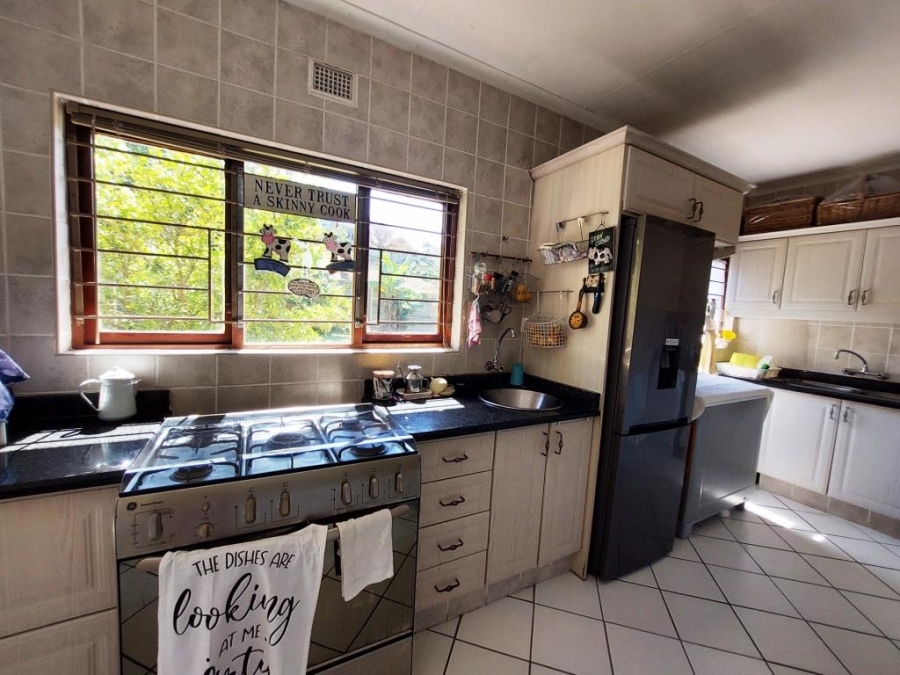 4 Bedroom Property for Sale in Shelly Beach KwaZulu-Natal