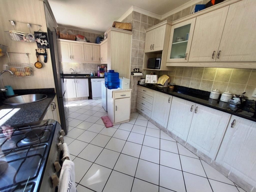 4 Bedroom Property for Sale in Shelly Beach KwaZulu-Natal