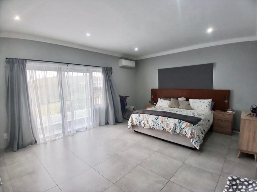 To Let 3 Bedroom Property for Rent in Salt Rock KwaZulu-Natal