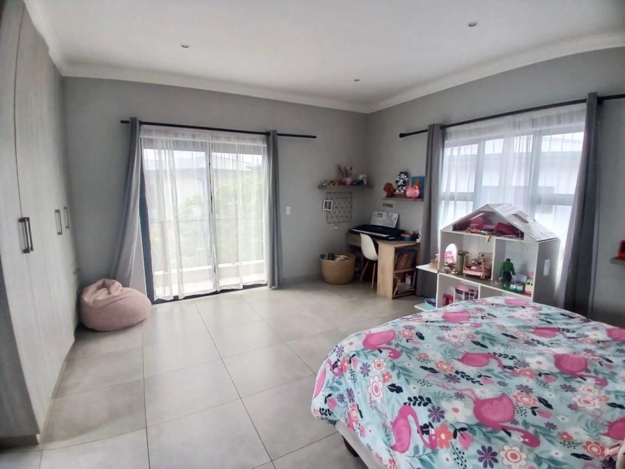 To Let 3 Bedroom Property for Rent in Salt Rock KwaZulu-Natal