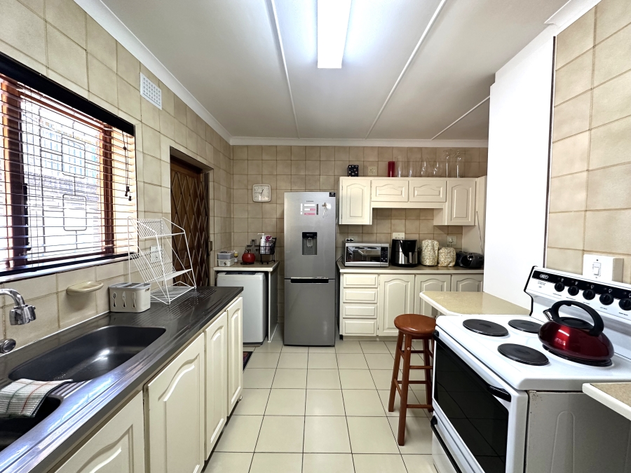 3 Bedroom Property for Sale in Sunningdale KwaZulu-Natal