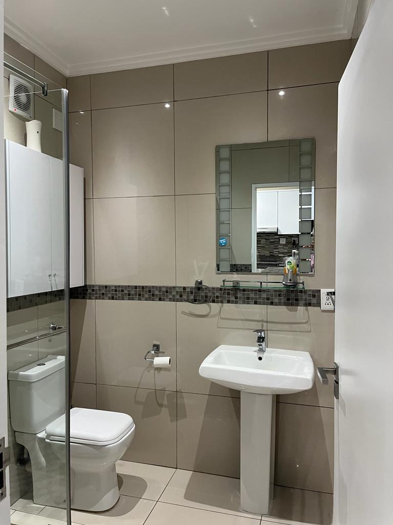 2 Bedroom Property for Sale in Umhlanga Ridge KwaZulu-Natal