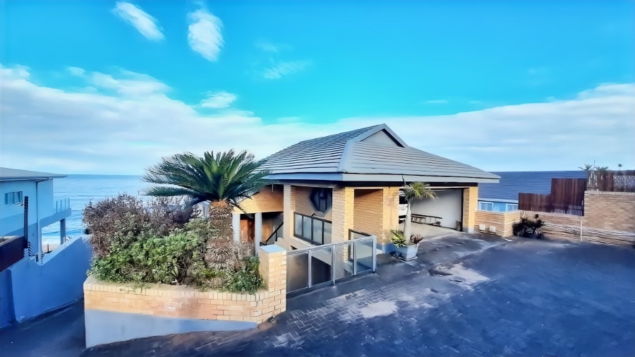 5 Bedroom Property for Sale in Salt Rock KwaZulu-Natal