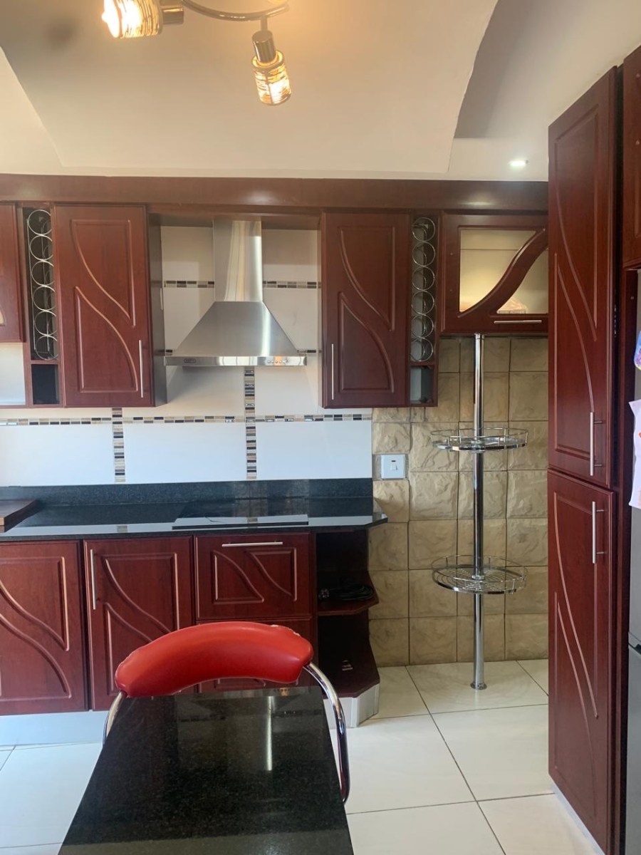 4 Bedroom Property for Sale in Mpophomeni KwaZulu-Natal