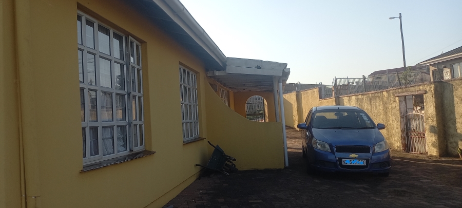 3 Bedroom Property for Sale in Earlsfield KwaZulu-Natal